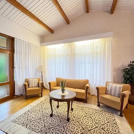 Semesterbostad Spacious Rural Romance And Peace Near Porvoo